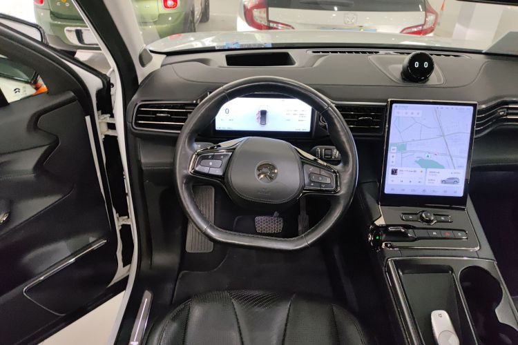 蔚来ES8 2020款 580KM 七座版中控内饰13