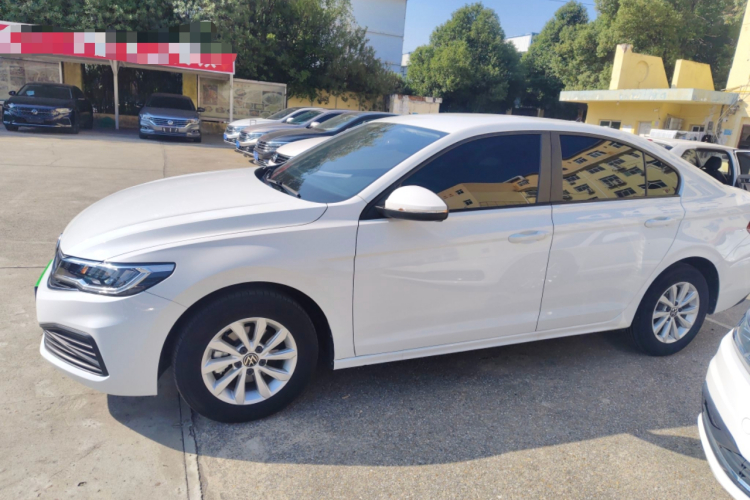 大众 宝来 2021款 1.5L 自动时尚智联版车身外观4