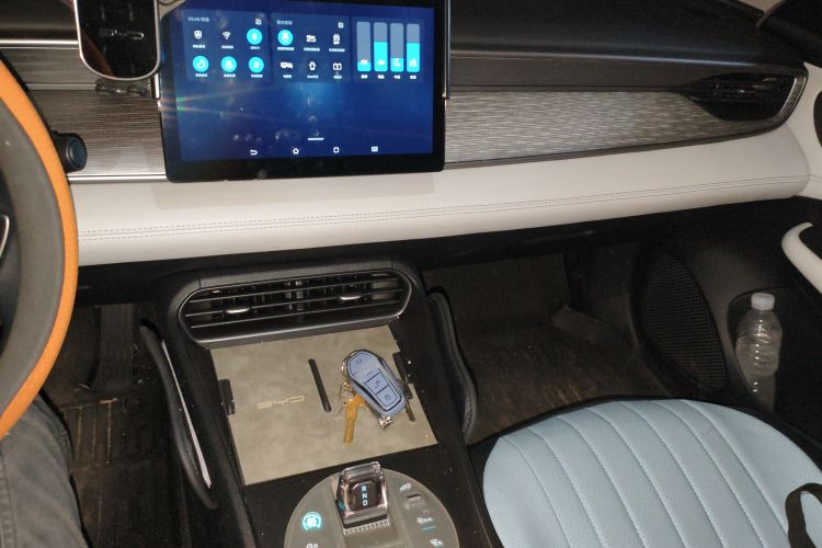 比亚迪 海豹05 DM-i 2025款 DM-i 智驾版 55KM豪华型中控内饰16