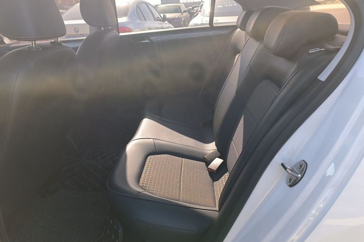 大众 桑塔纳 2016款 1.6L 自动舒适版中控内饰21