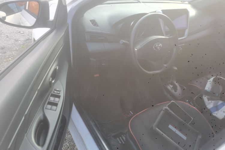 丰田 YARiS L 致炫 2019款 1.5E CVT魅动版 国VI中控内饰20