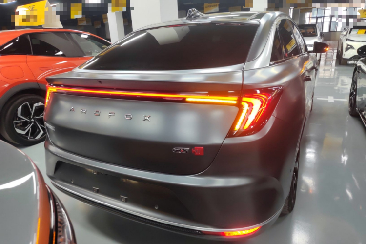 ARCFOX极狐 极狐 阿尔法S(ARCFOX αS) 2022款 HI版 进阶版车身外观6004