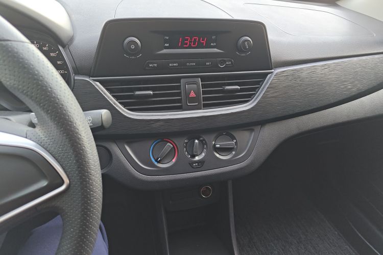 宝骏310W 2020款 1.5L 自动劲享型 国VI中控内饰16