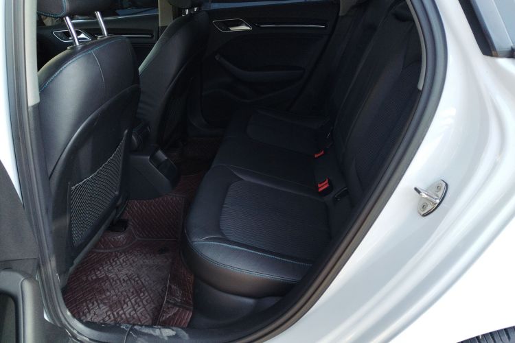 奥迪A3 2019款 Sportback 35 TFSI 时尚型 国V中控内饰21