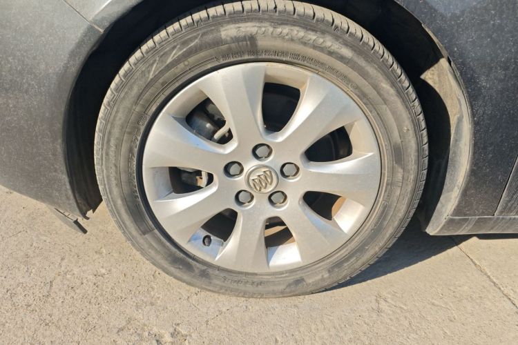 别克 君威 2015款 1.6T 精英技术型车身外观6001