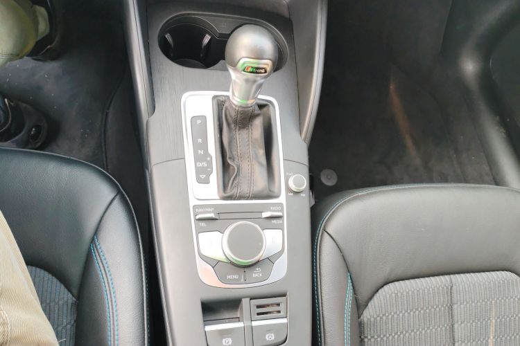 奥迪A3 2017款 Sportback 35 TFSI 时尚型局部细节18