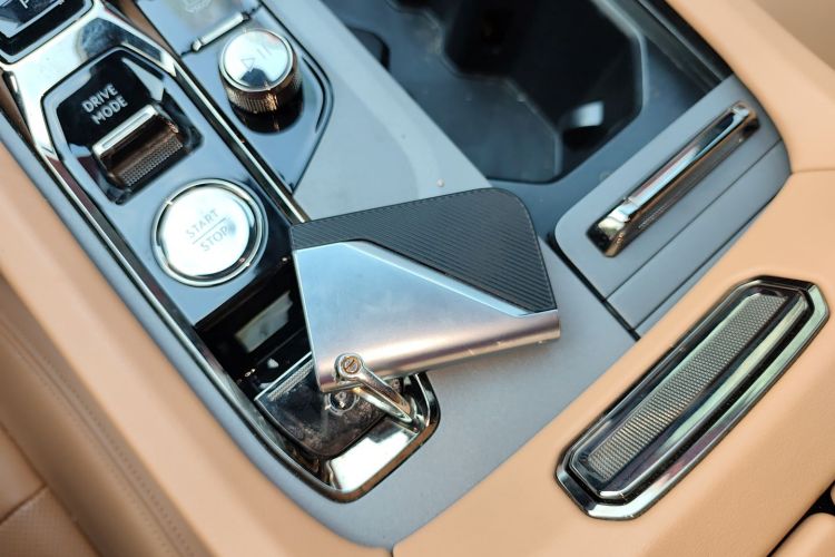 领克09 EM-P 2021款 2.0T PHEV Halo 七座中控内饰11