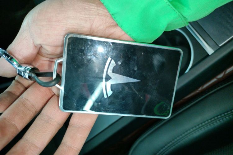 特斯拉 Model 3 2023款 后轮驱动版中控内饰7001