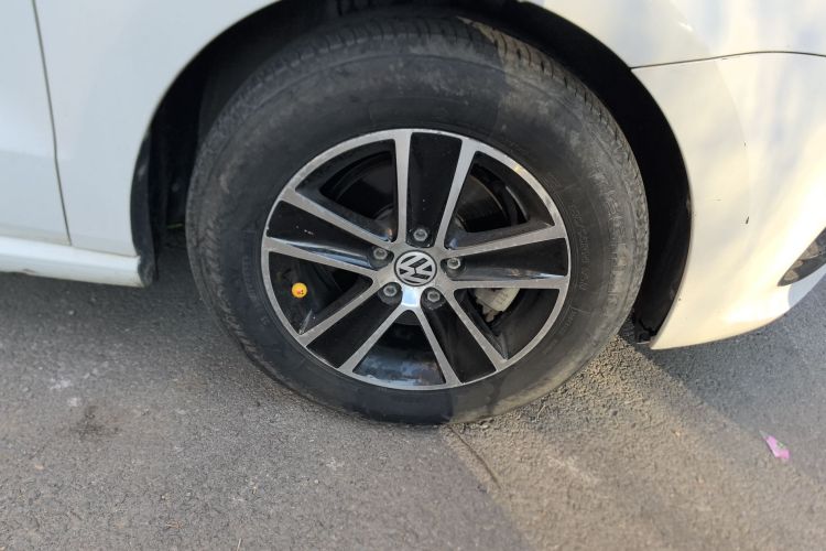 大众 Polo 2016款 1.4L 自动风尚型车身外观10