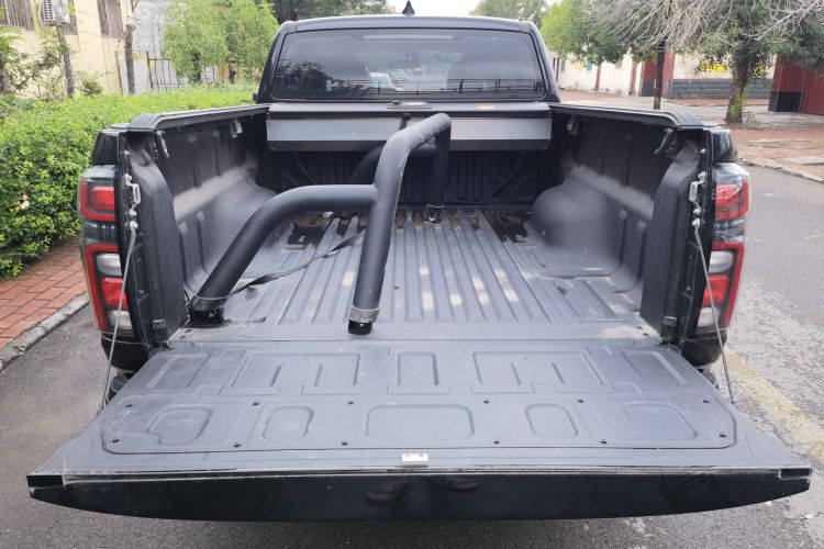 长城 炮 2023款 2.0T商用版自动汽油两驱精英型长箱GW4C20B局部细节23