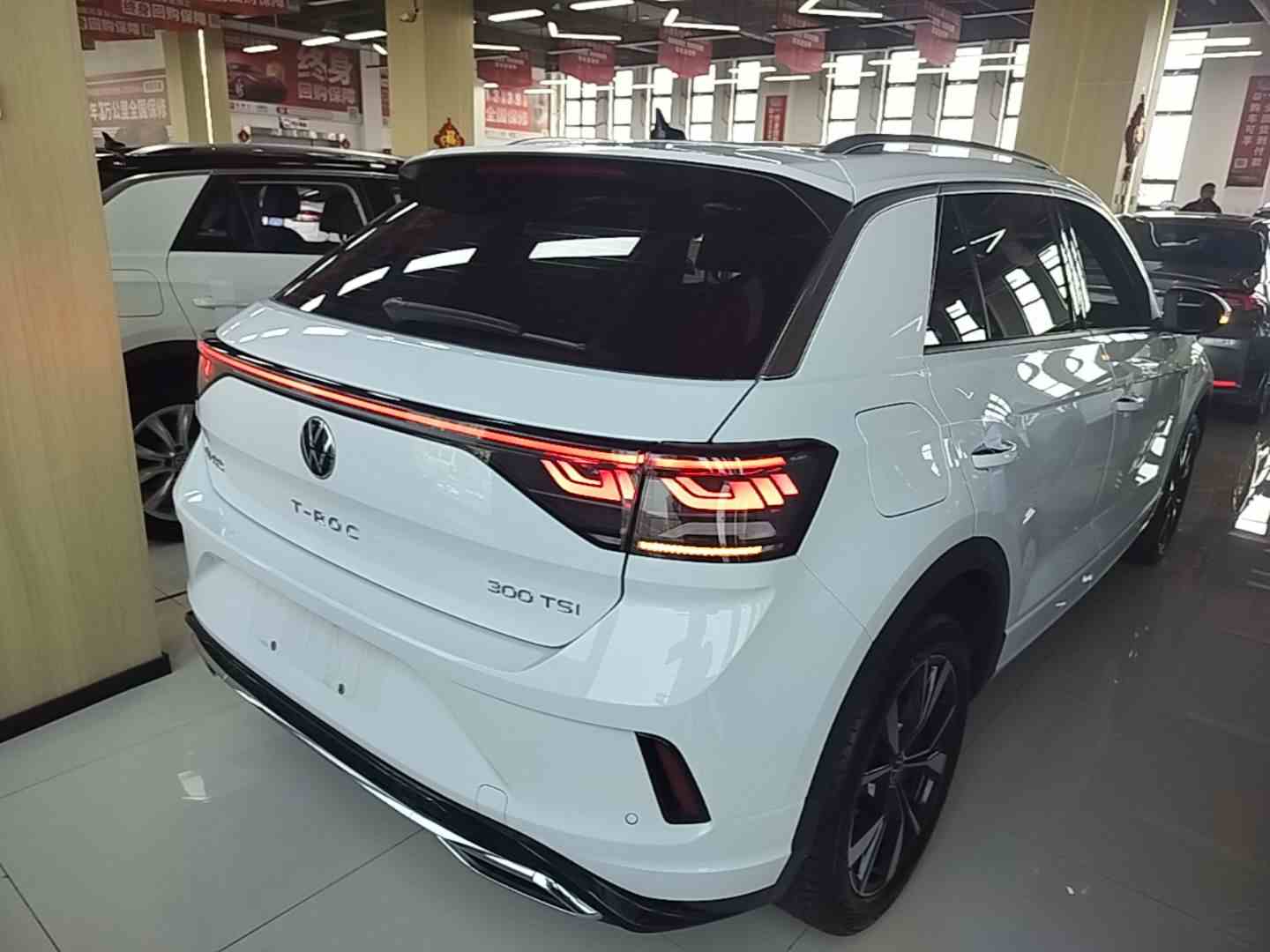 大众 T-ROC探歌 2023款 300TSI DSG两驱辰光版(4)