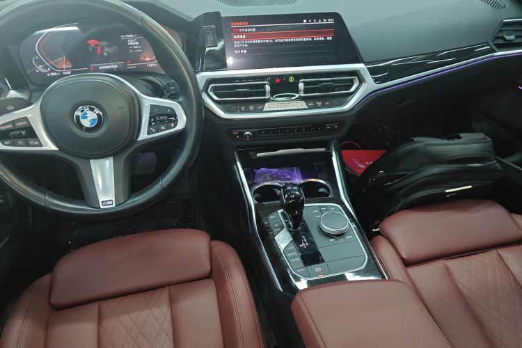 宝马3系 2022款 325Li M运动套装中控内饰16