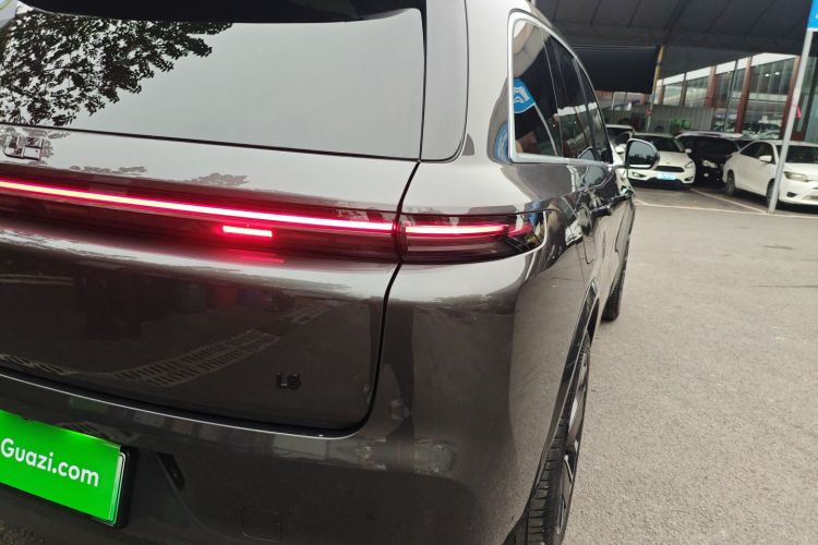 理想汽车 理想L8 2025款 Max 智能焕新版车身外观6006