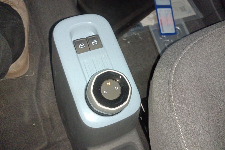 吉利银河 2024款 熊猫mini 200km 耐力熊局部细节18