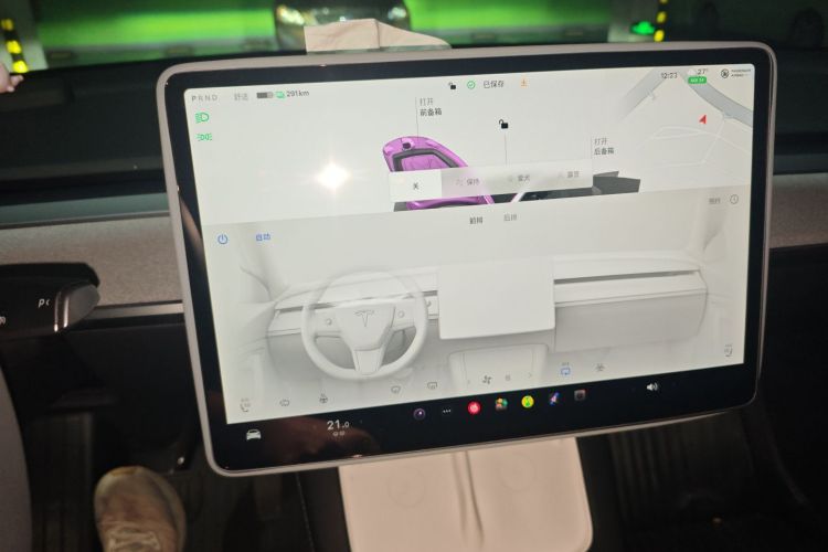 特斯拉 Model Y 2024款 后轮驱动版中控内饰16