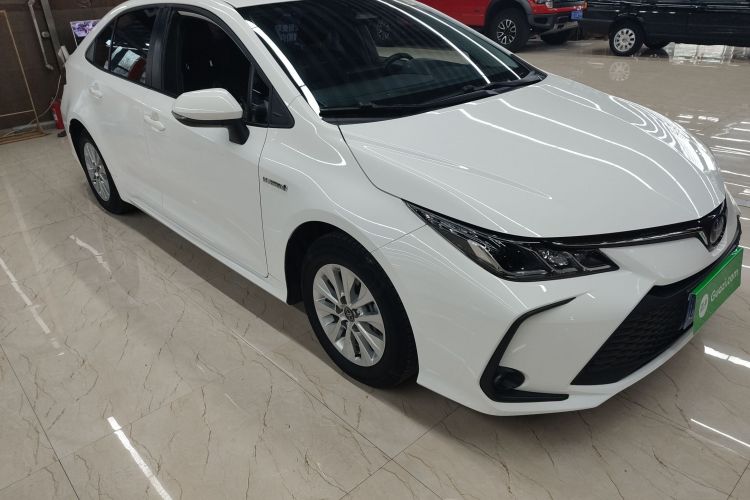 丰田 卡罗拉 2023款 1.8L 智能电混双擎 先锋版车身外观3