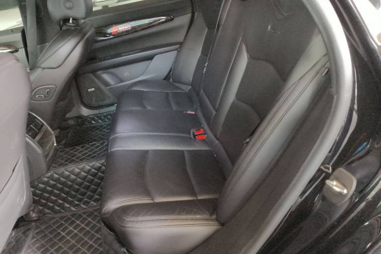 凯迪拉克CT6 2017款 28T 豪华型中控内饰7004