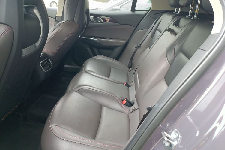 领克02 2020款 1.5T DCT两驱耀版中控内饰7004