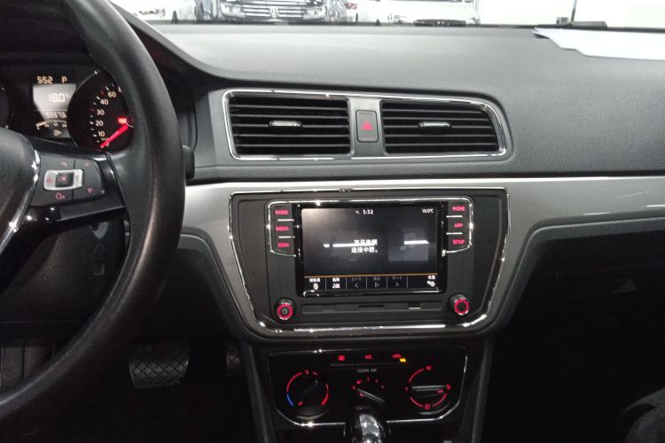大众 朗逸 2017款 1.6L 自动舒适版中控内饰16