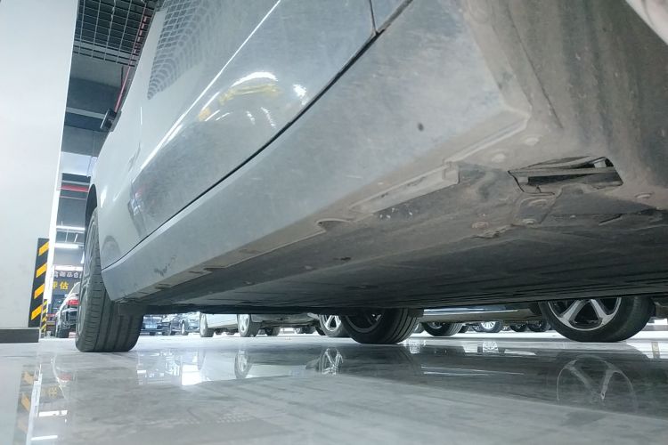 零跑汽车 零跑C10 2026款 605激光雷达版局部细节9001