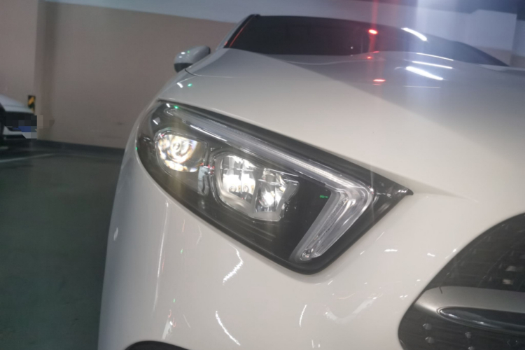 奔驰A级 2019款 A 200 L 运动轿车车身外观6006