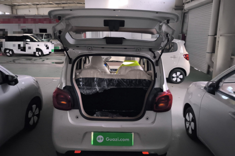 五菱汽车 宏光MINIEV 2025款 四门版 进阶款机舱底盘23