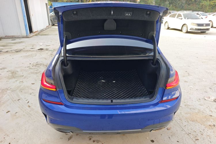 宝马3系 2020款 325Li M运动套装机舱底盘23