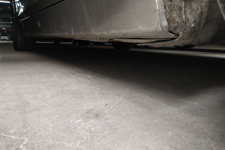 宝马3系 2014款 320i 时尚型局部细节9001