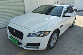 捷豹XF 2016款 XF 2.0T 两驱风华版