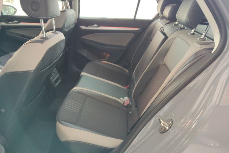 大众 高尔夫 2021款 280TSI DSG Pro中控内饰21