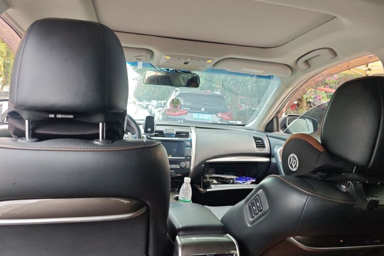 日产 天籁 2014款 公爵 2.5L XV尊享版中控内饰22