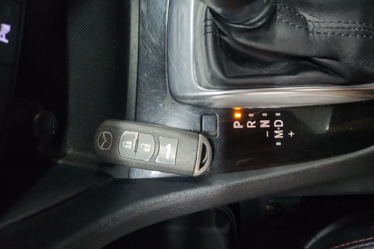 马自达 阿特兹 2014款 2.0L 蓝天豪华版中控内饰11