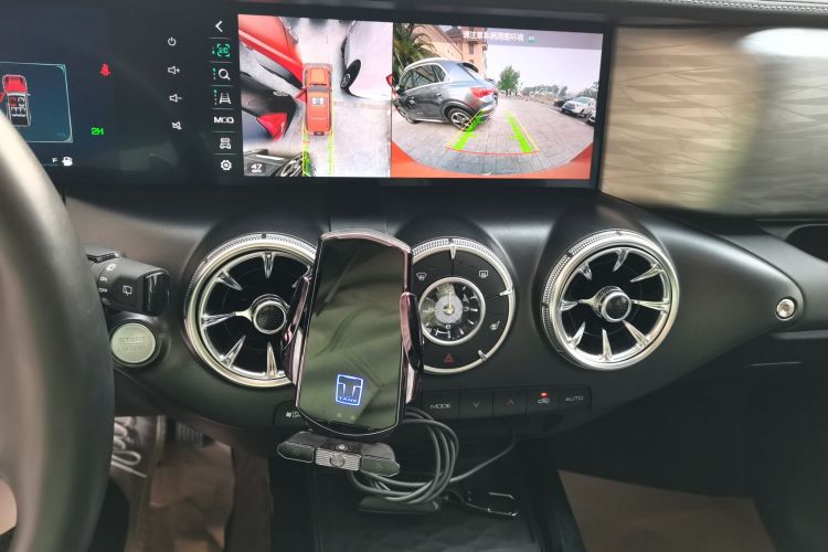 坦克300 2023款 越野版 2.0T 征服者局部细节16