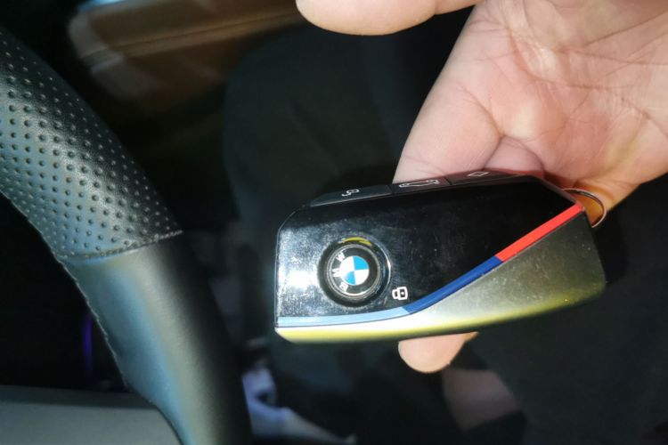 宝马X6 2023款 xDrive40i 尊享型 M运动套装中控内饰11