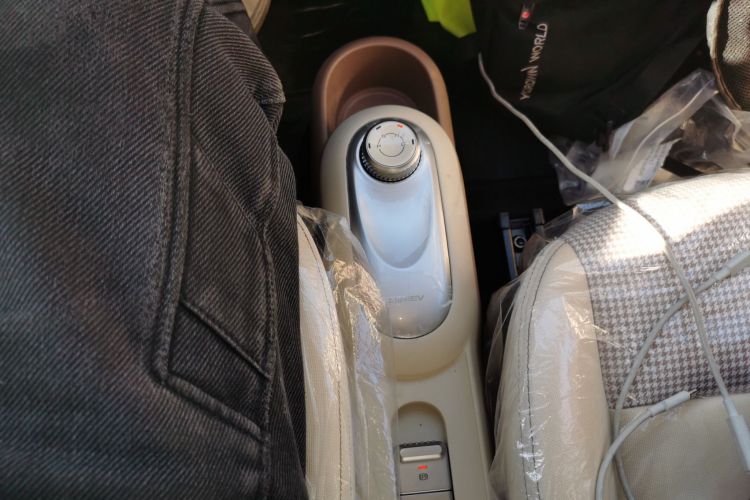 五菱汽车 宏光MINIEV 2025款 四门版 臻享+款局部细节18