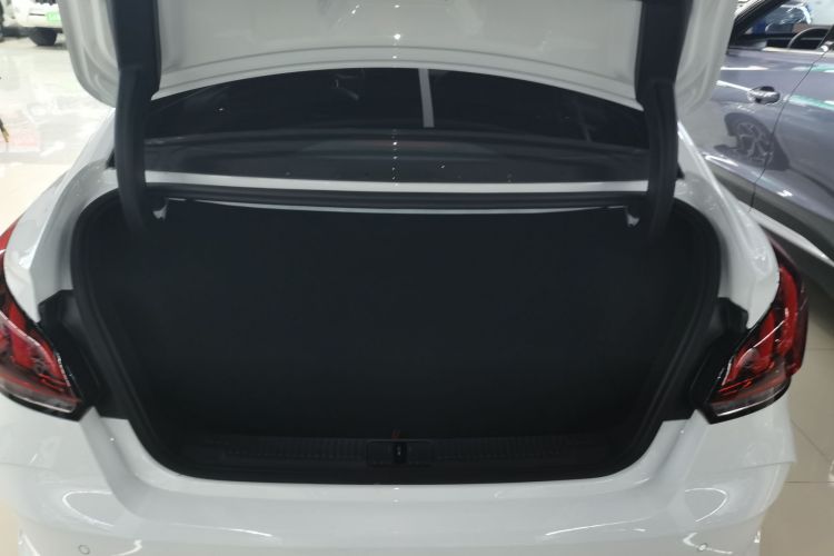 名爵 MG5 2023款 180DVVT CVT风尚版局部细节23