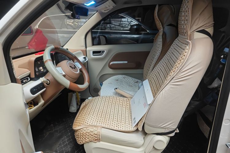 五菱汽车 宏光MINIEV 2024款 第三代 215km 进阶版中控内饰19