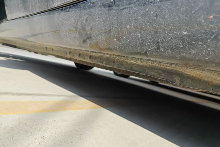 红旗H5 2022款 经典款 1.8T 自动智联旗畅版局部细节9002