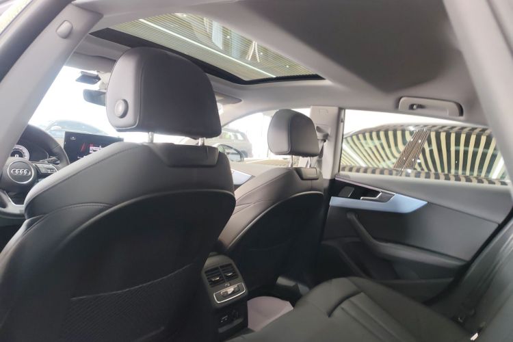 奥迪A5 2024款 Sportback 40 TFSI 时尚动感型中控内饰22