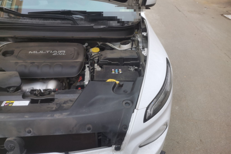 Jeep 自由光 2016款 2.4L 75周年致敬版局部细节9007