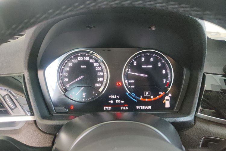 宝马X1 2022款 sDrive25Li 领先型中控内饰14