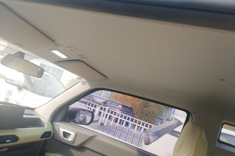 吉利银河 2024款 熊猫mini 200km 耐力熊中控内饰22