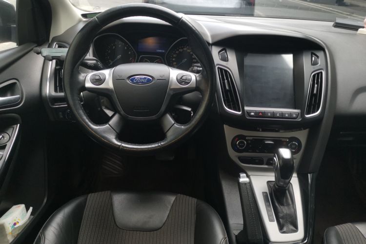 福特 福克斯 2012款 两厢 2.0L 自动豪华运动型中控内饰7002
