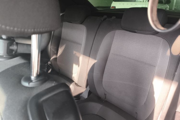 大众 甲壳虫 2015款 280TSI中控内饰21