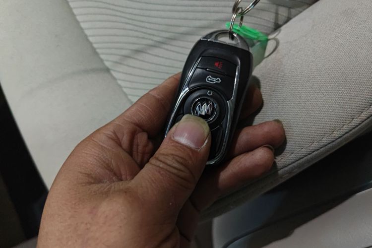 别克GL8 2023款 陆上公务舱 舒适型中控内饰11