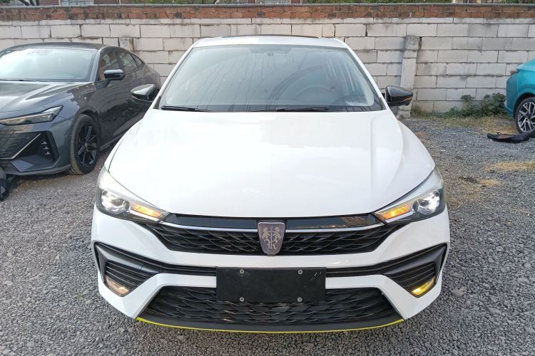 荣威i5 2021款 1.5L CVT钻石版车身外观2