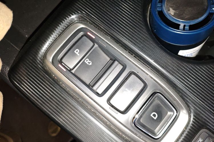 本田 思域 2023款 HATCHBACK 2.0L e:HEV 极曜版中控内饰18