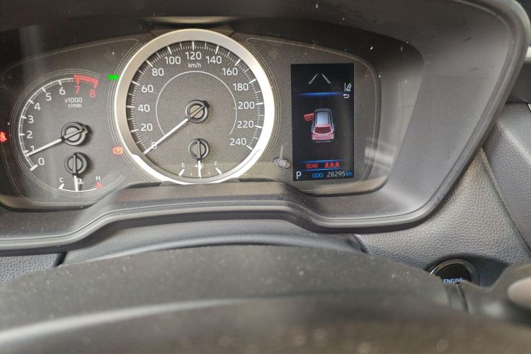 丰田 锋兰达 2022款 2.0L CVT领先版中控内饰15