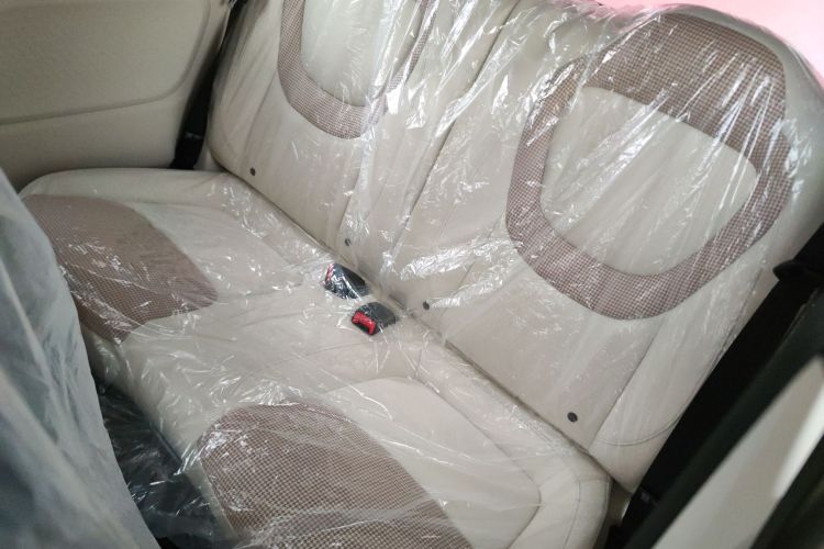 五菱汽车 宏光MINIEV 2024款 第三代 215km 青春版中控内饰7004