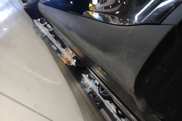 特斯拉 Model Y 2022款 改款 后轮驱动版局部细节9002